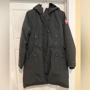 Canada Goose Kensington Jacket - Lightly used, no wear or tear.